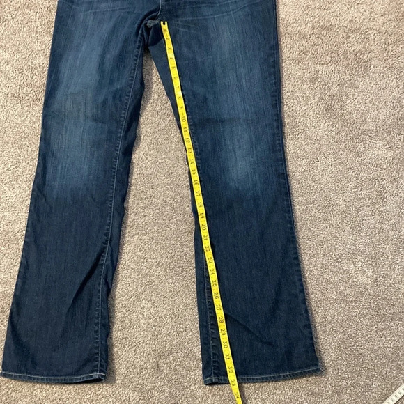 NWOT Eddie Bauer Classic Barely Boot Denim Jeans 14L - Picture 7 of 15